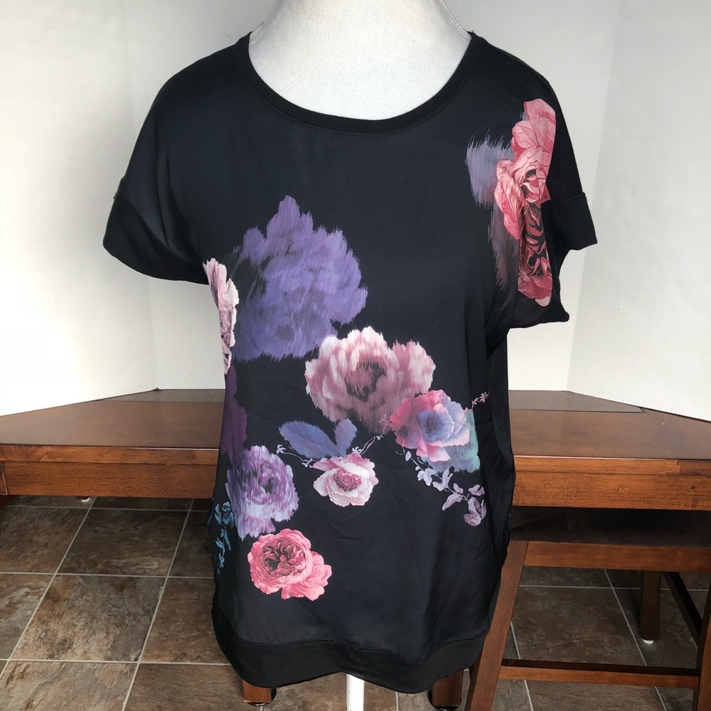 Simply Vera vera wang floral short sleeve